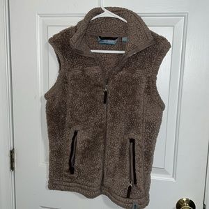 Free Country beige Sherpa vest size small